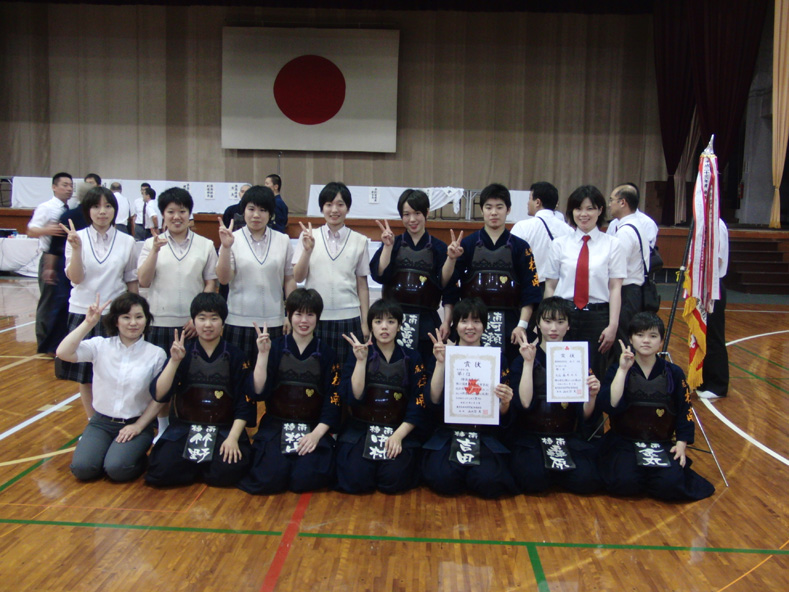 女子剣道部 団体で２年ぶりのihへ 樟南高等学校